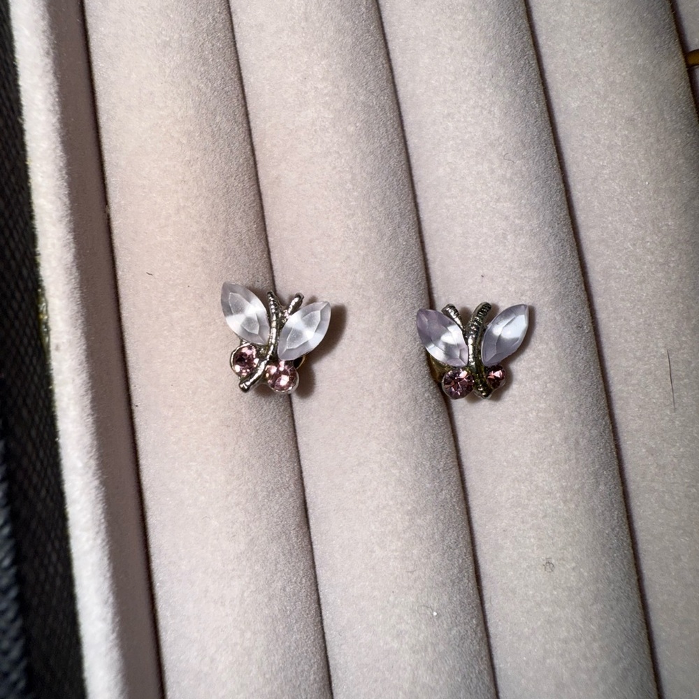 Vintage Silver Butterfly Purple Gemstone Stud Earrings - Picture 8 of 11
